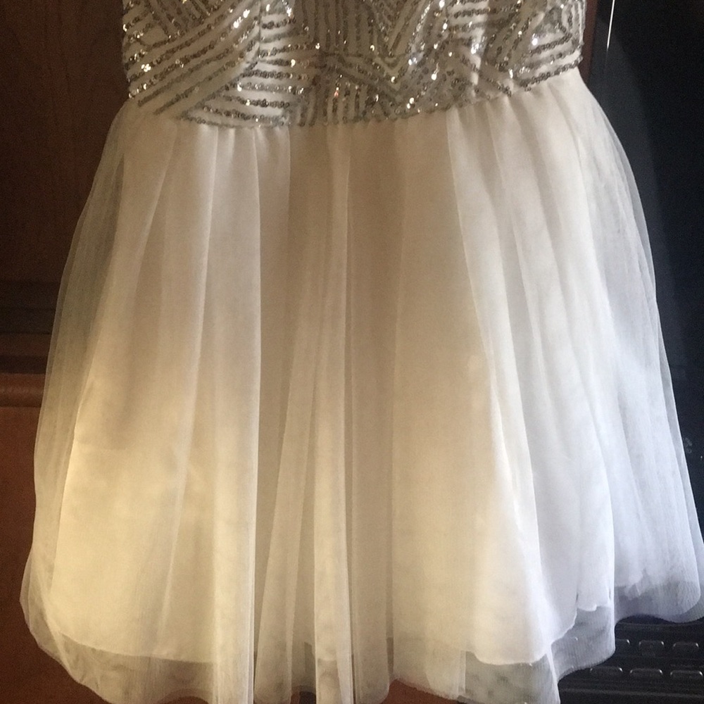 PROM DRESS FOR SALE - Picture 3 of 5